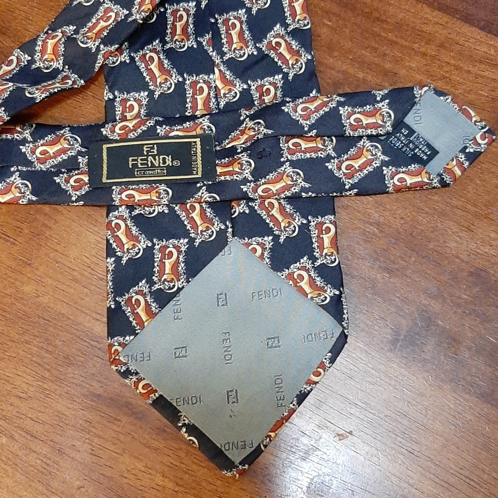 Authentic Fendi tie - Picture 3 of 4